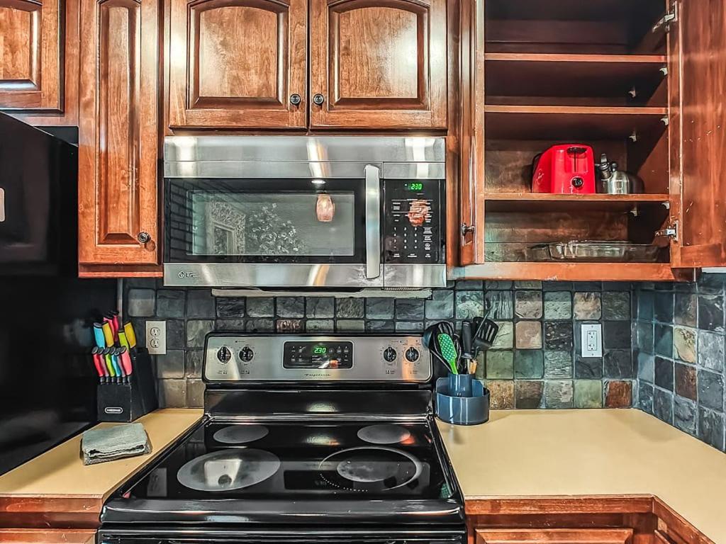 Quiet Plaza Two Bedroom 2 Bathroom Κάνσας Σίτι Εξωτερικό φωτογραφία