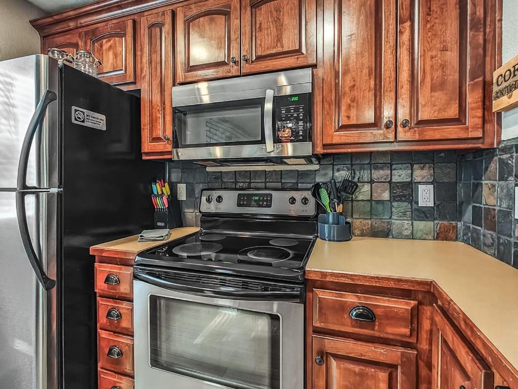 Quiet Plaza Two Bedroom 2 Bathroom Κάνσας Σίτι Εξωτερικό φωτογραφία